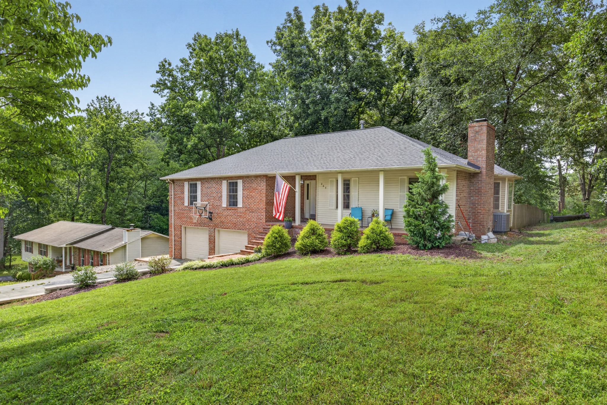 864 Spring Valley Rd — photo