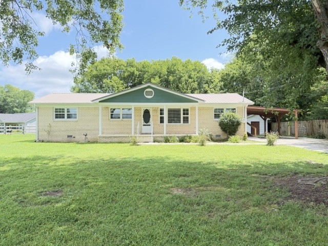 1300 Pleasant Ridge Road, Huntland, TN 37345