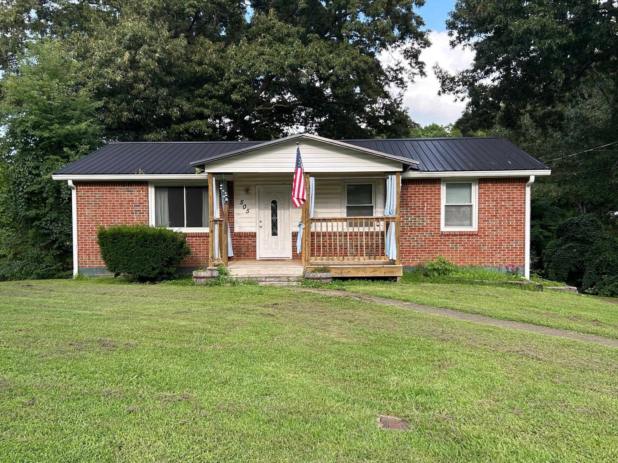 505 Ned Dr — photo