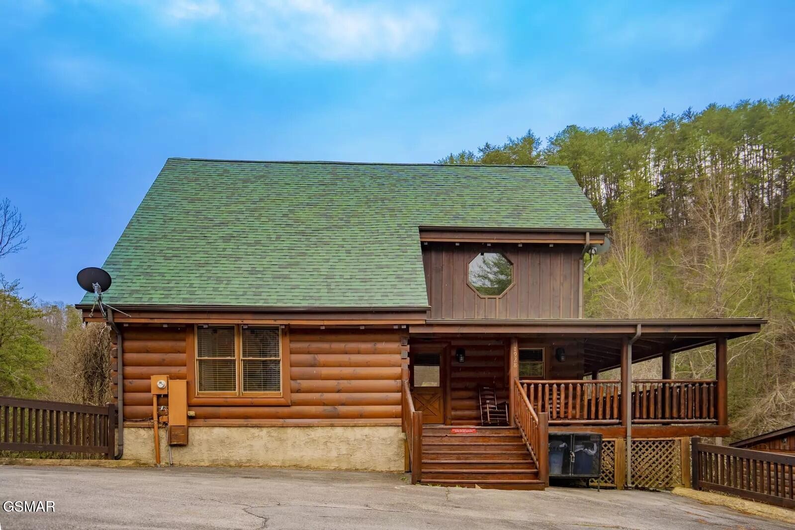 1928 Bear Creek Falls Way — photo