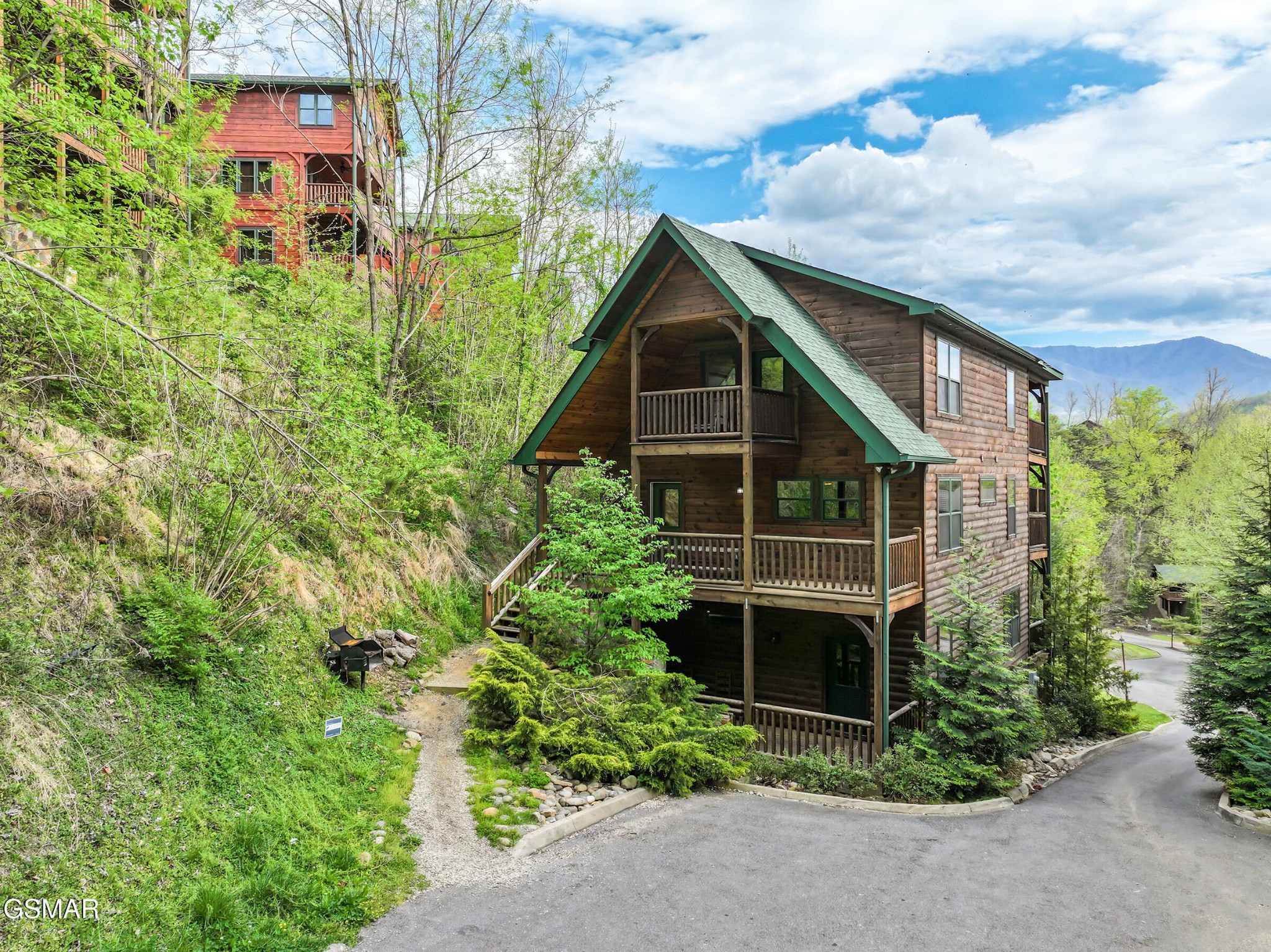 714 Mountain Stream Way 17 — photo