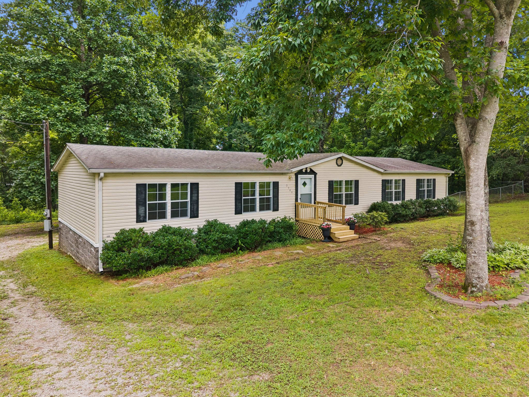 2145 Sowell Mill Pike — photo