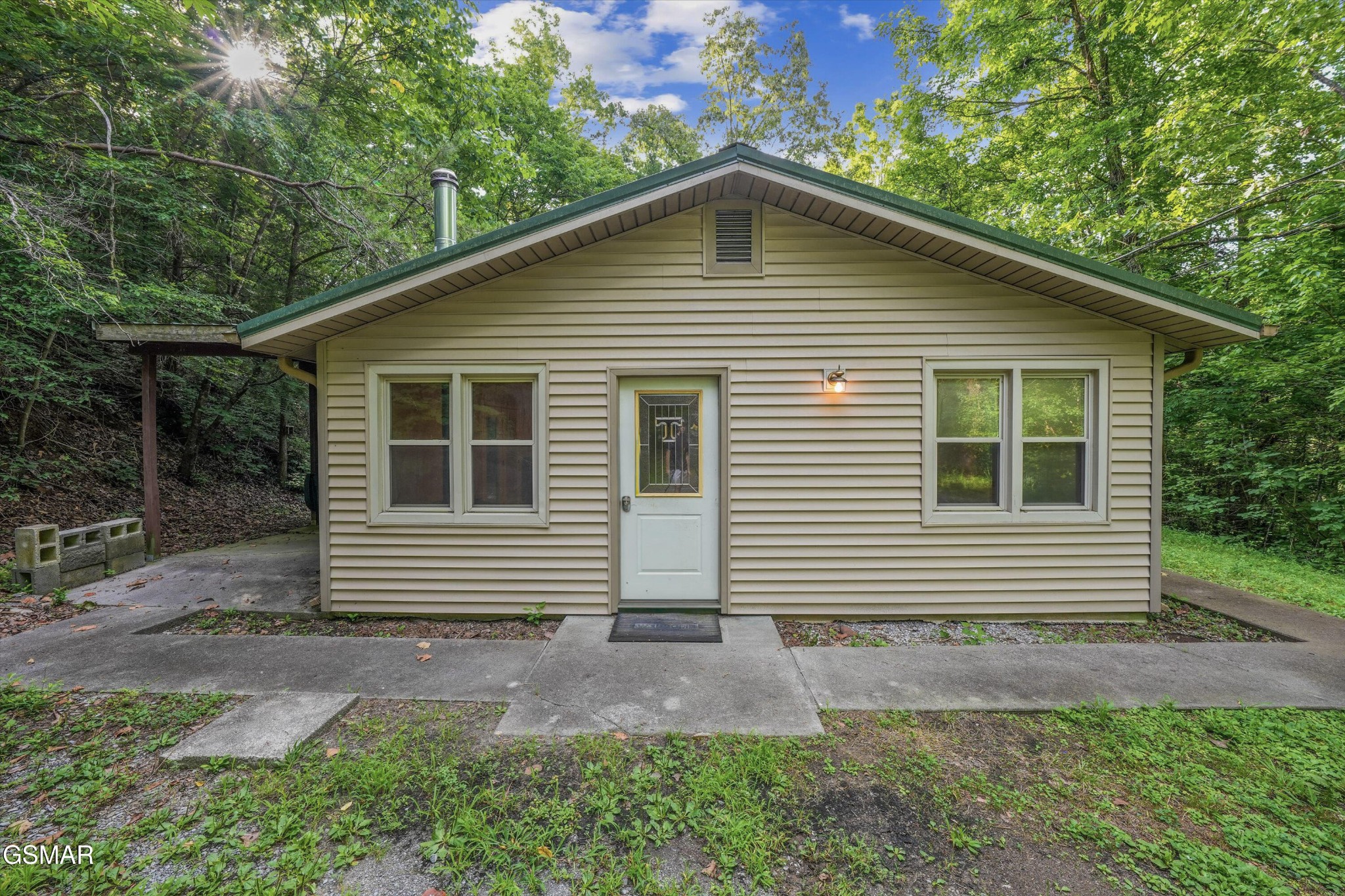 324 Whaley Way — photo