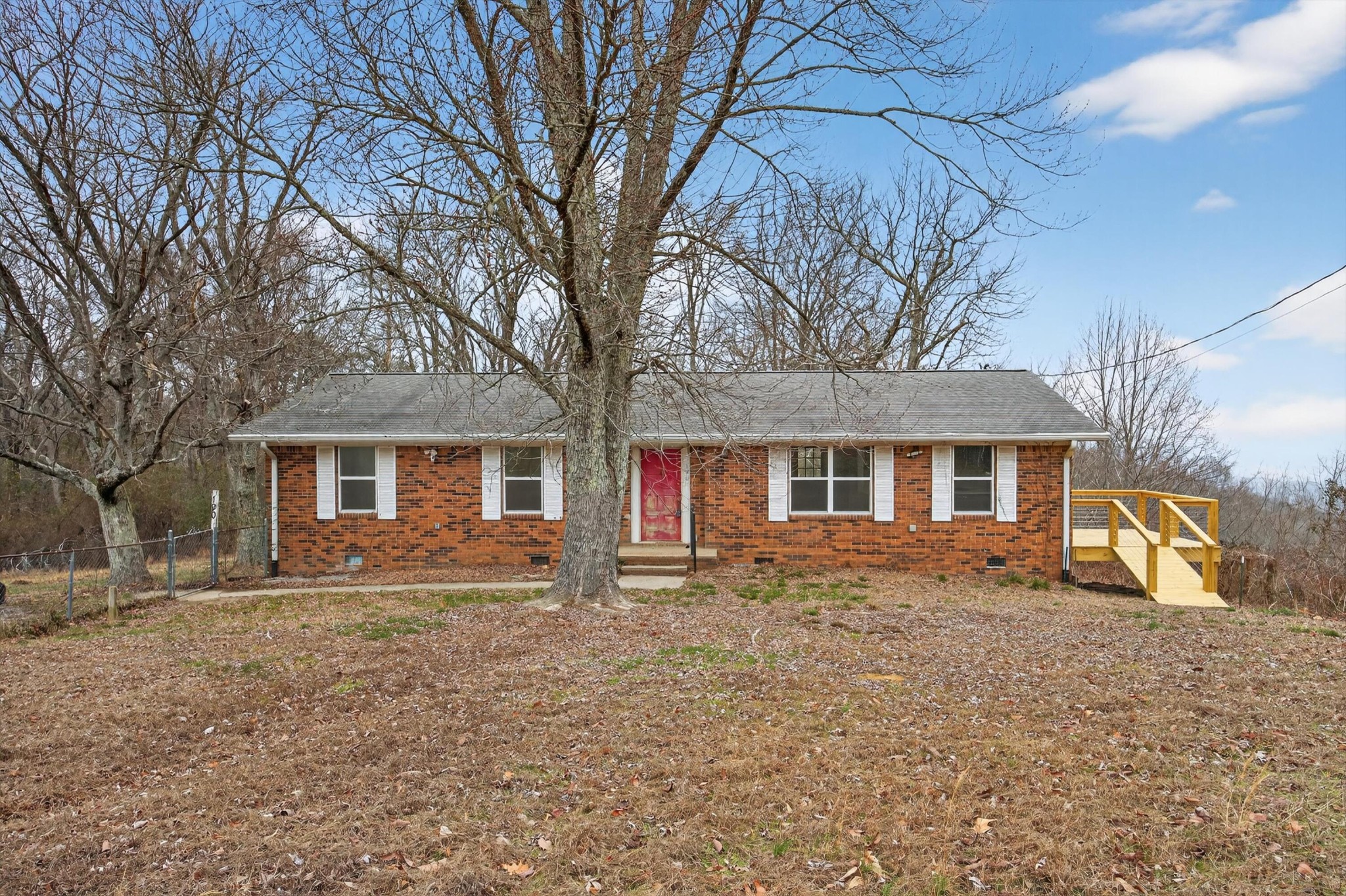 190 Adkins Lane — photo