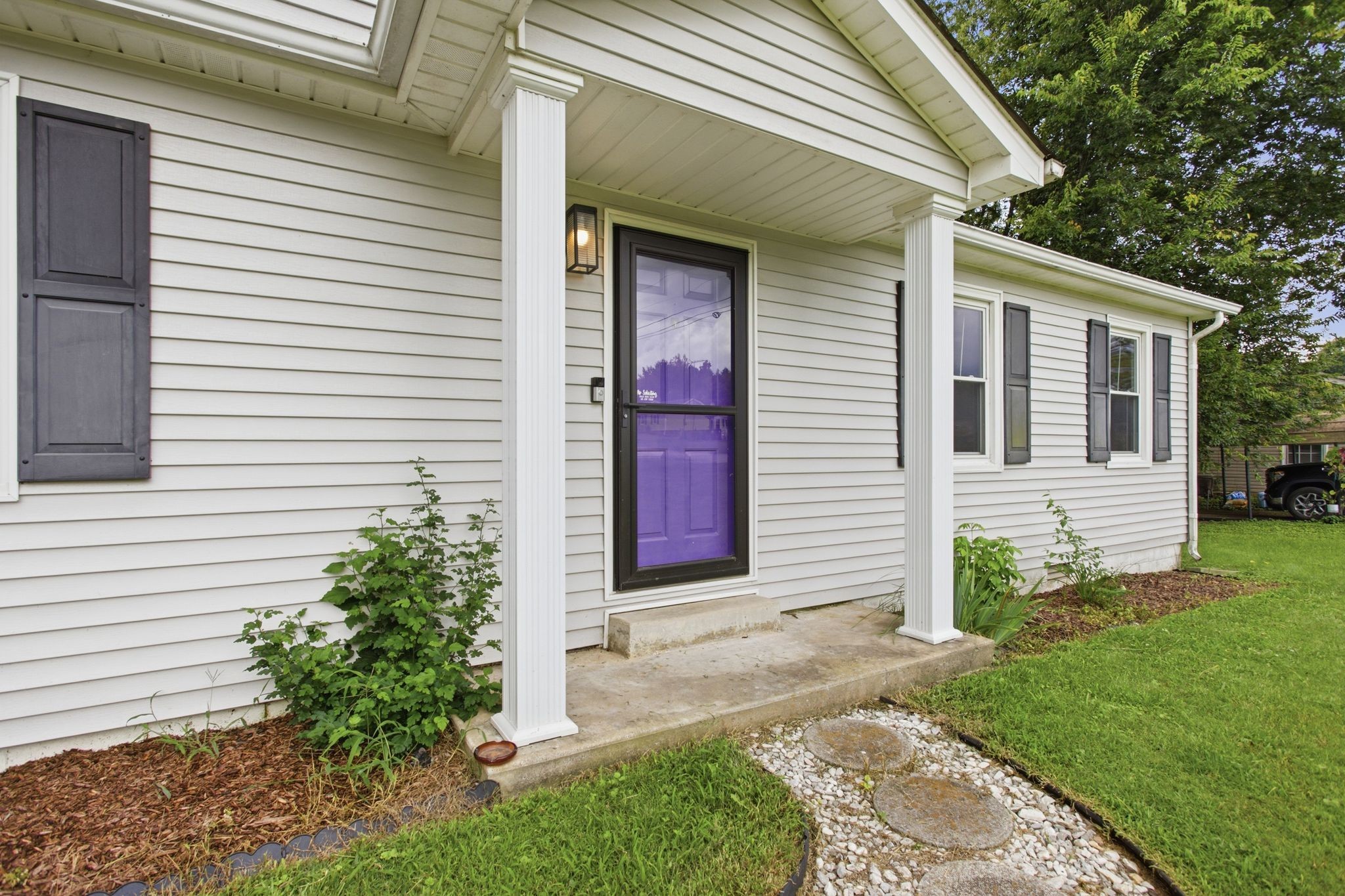 1615 Williamson Dr — photo