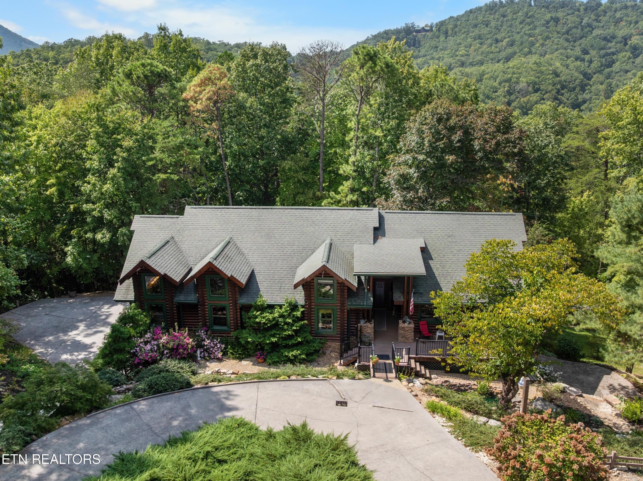 3123 Rocking Chair Lane, Sevierville, TN 37862 — photo 2