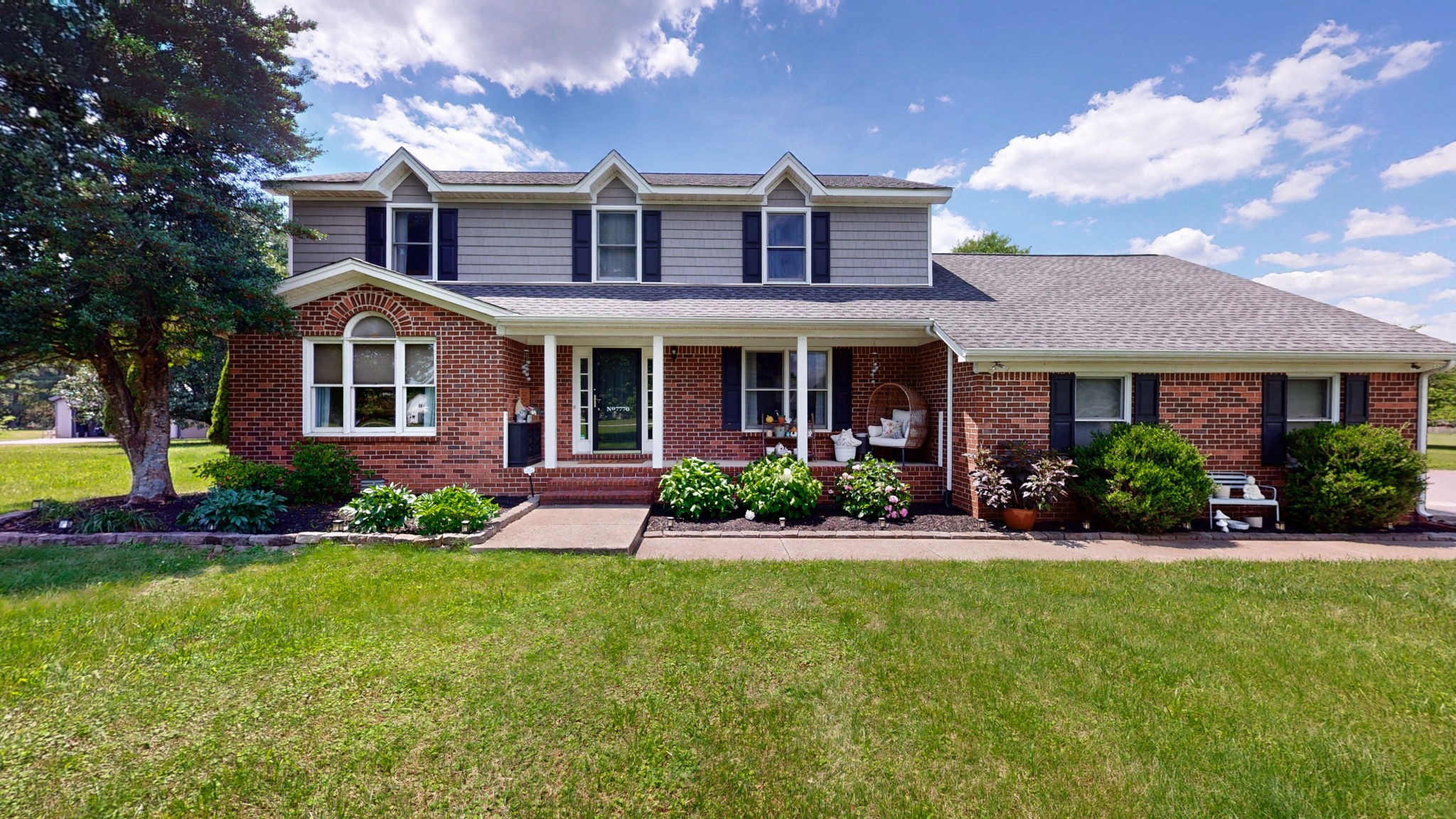 7770 Bridlewood Dr — photo
