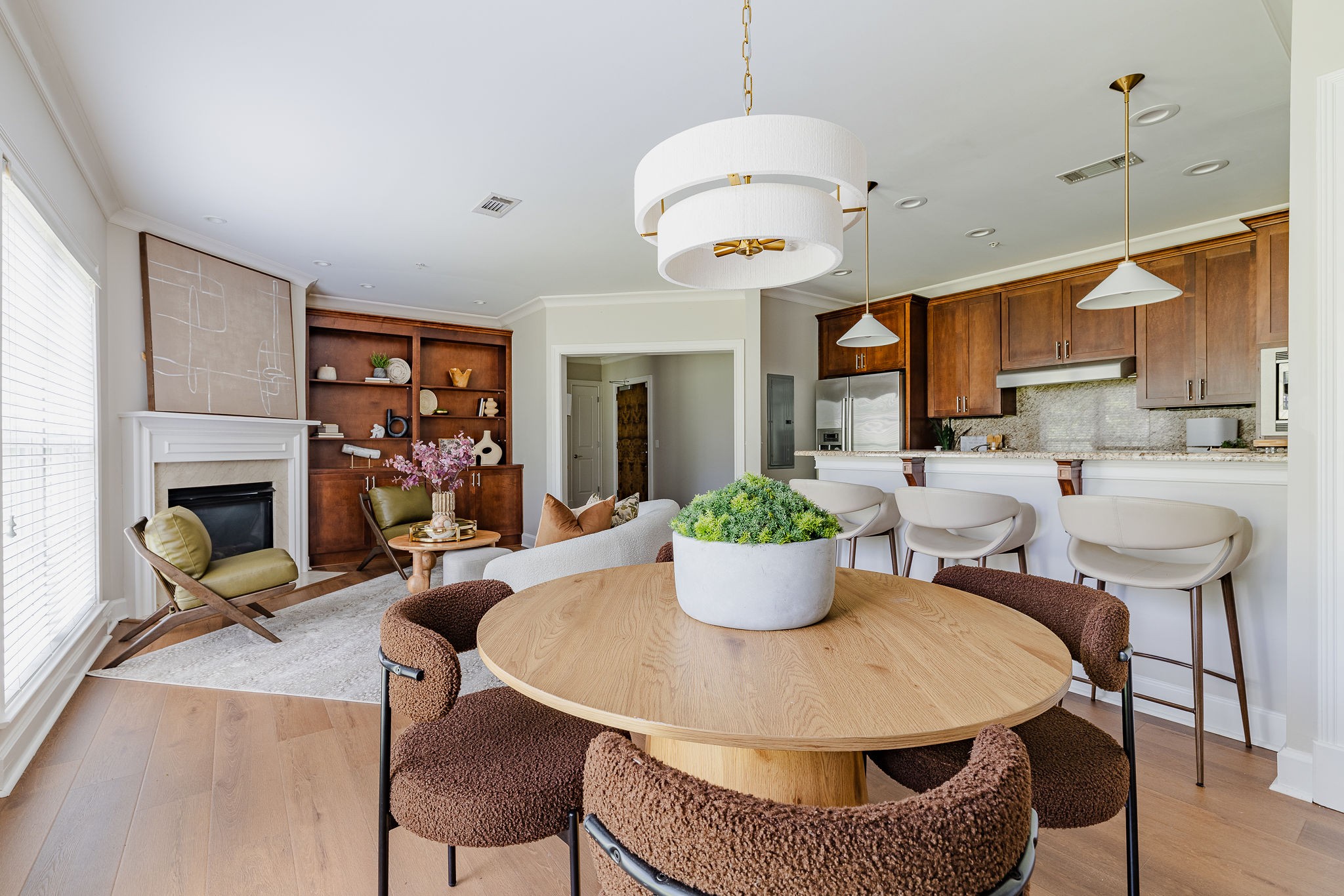 3210 W End Cir 103 — photo