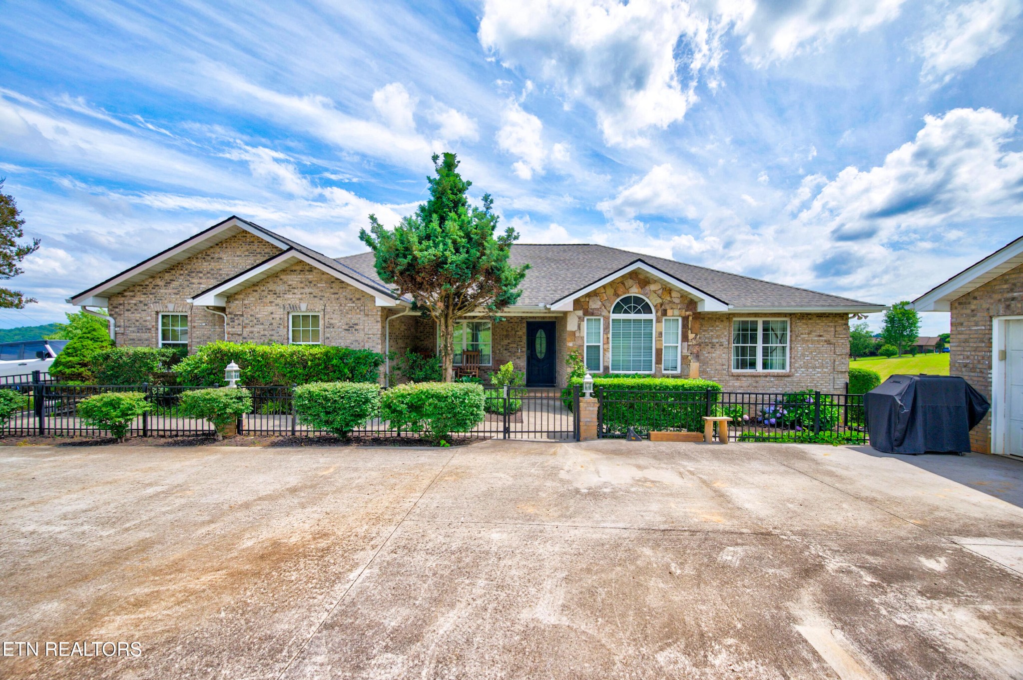 1339 Jim Fain Rd — photo