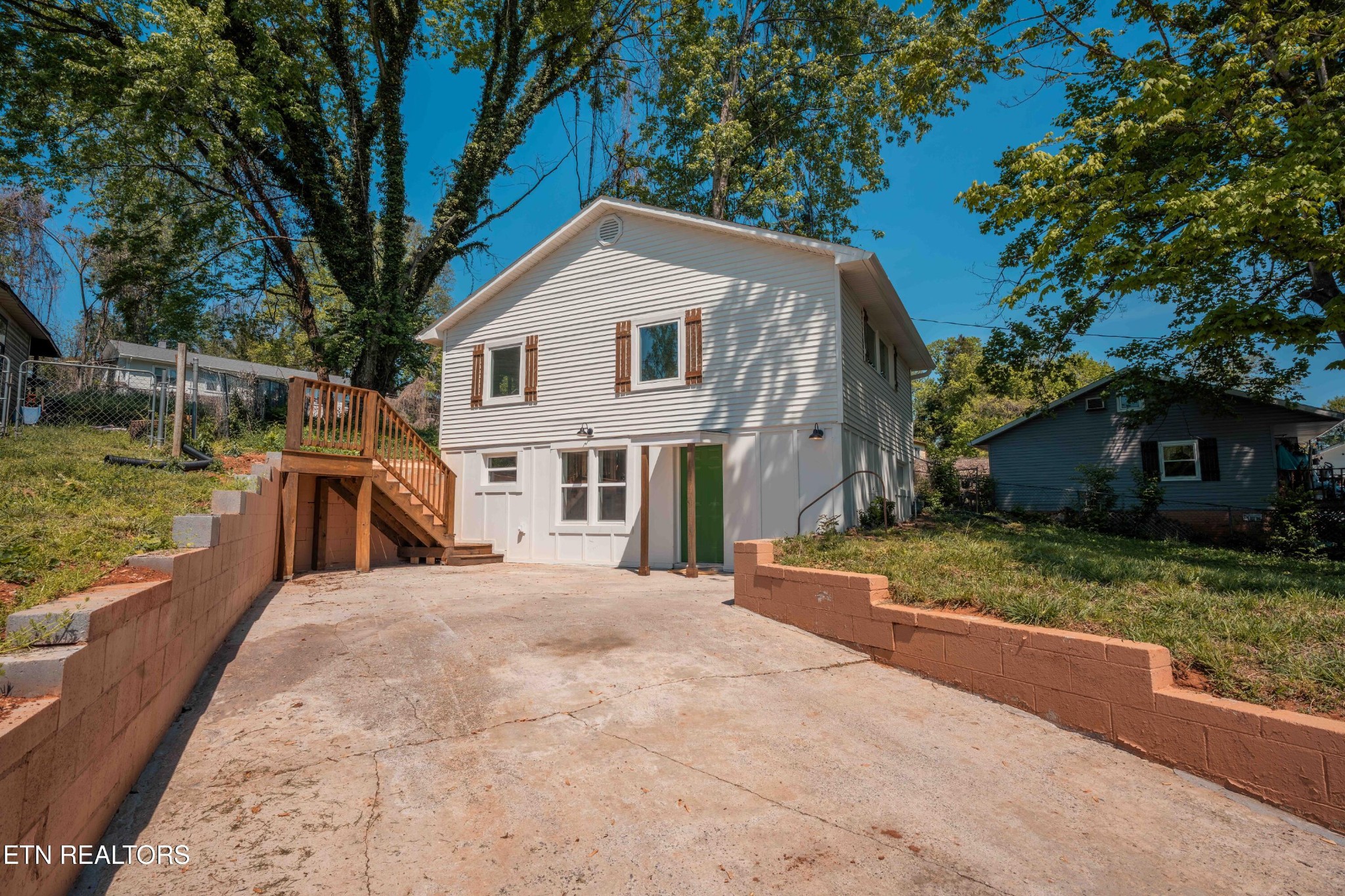 106 Wainwright Road, Oak Ridge, TN 37830
