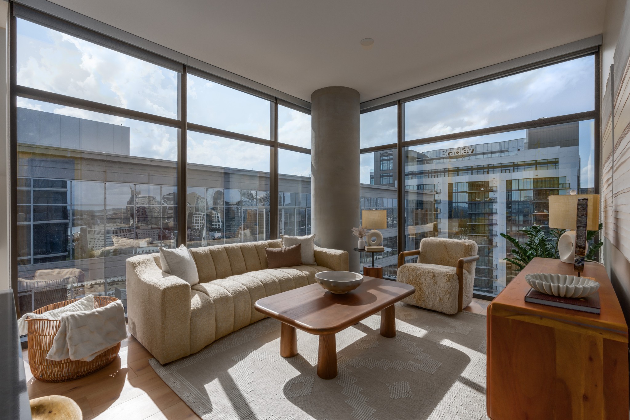 1212 Demonbreun St B1 — photo