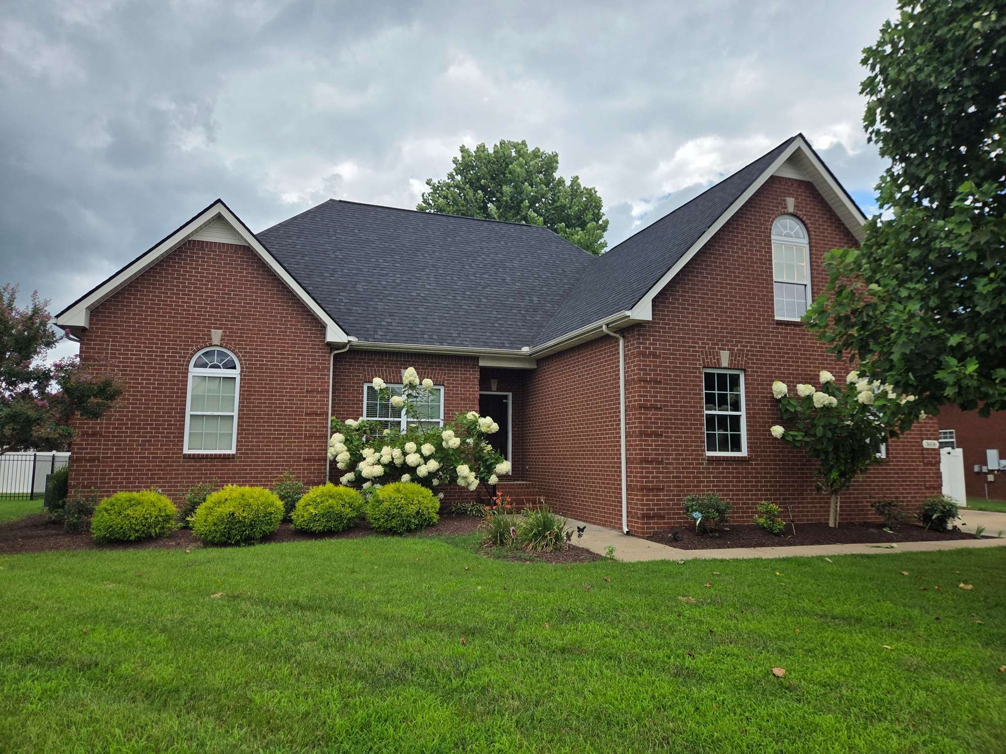 3606 Geneva Dr — photo