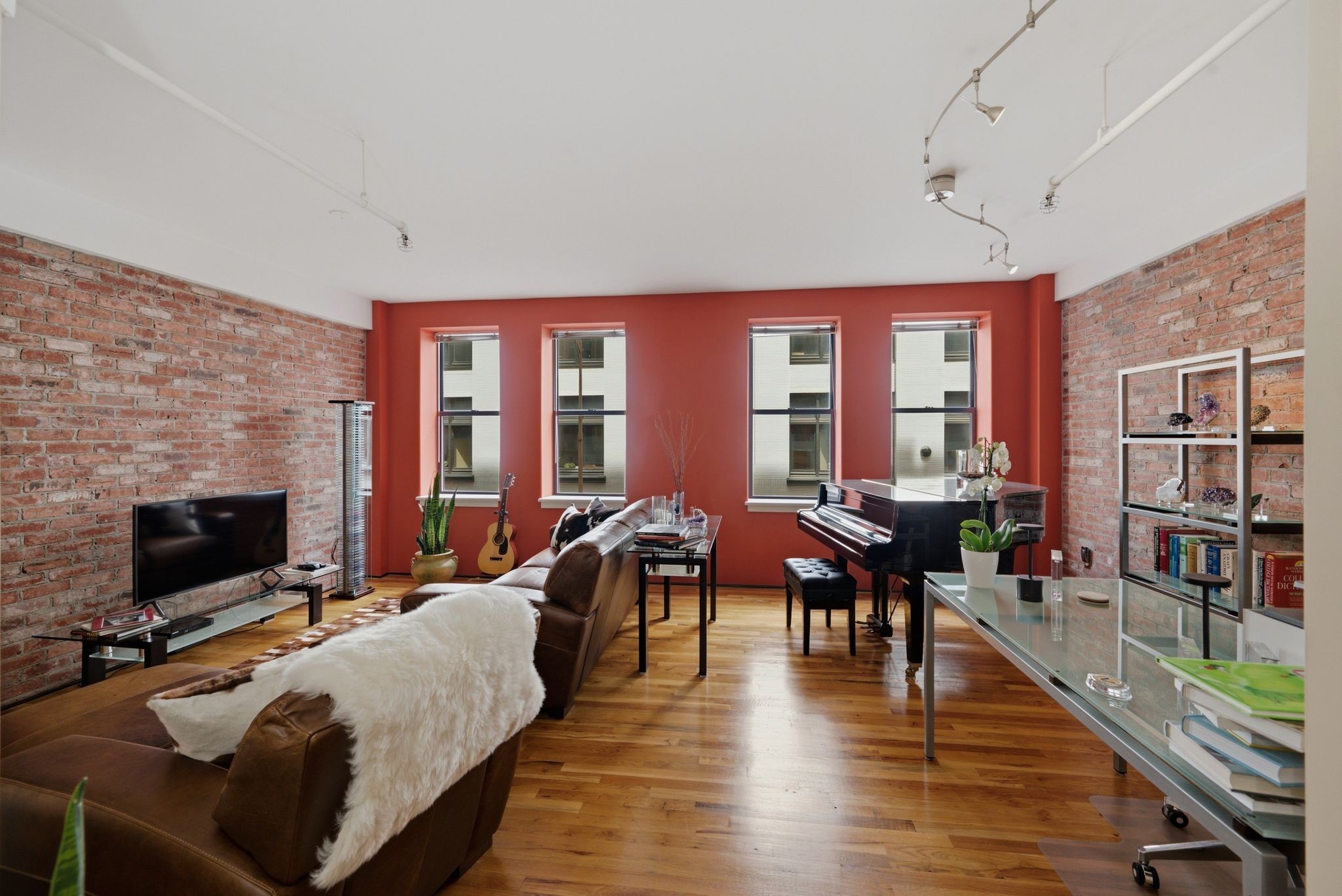 700 Church St 205 — photo