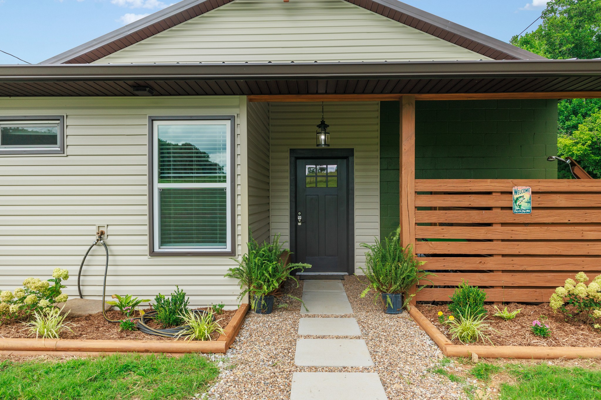 4895 Webbs Camp Road, Walling, TN 38587