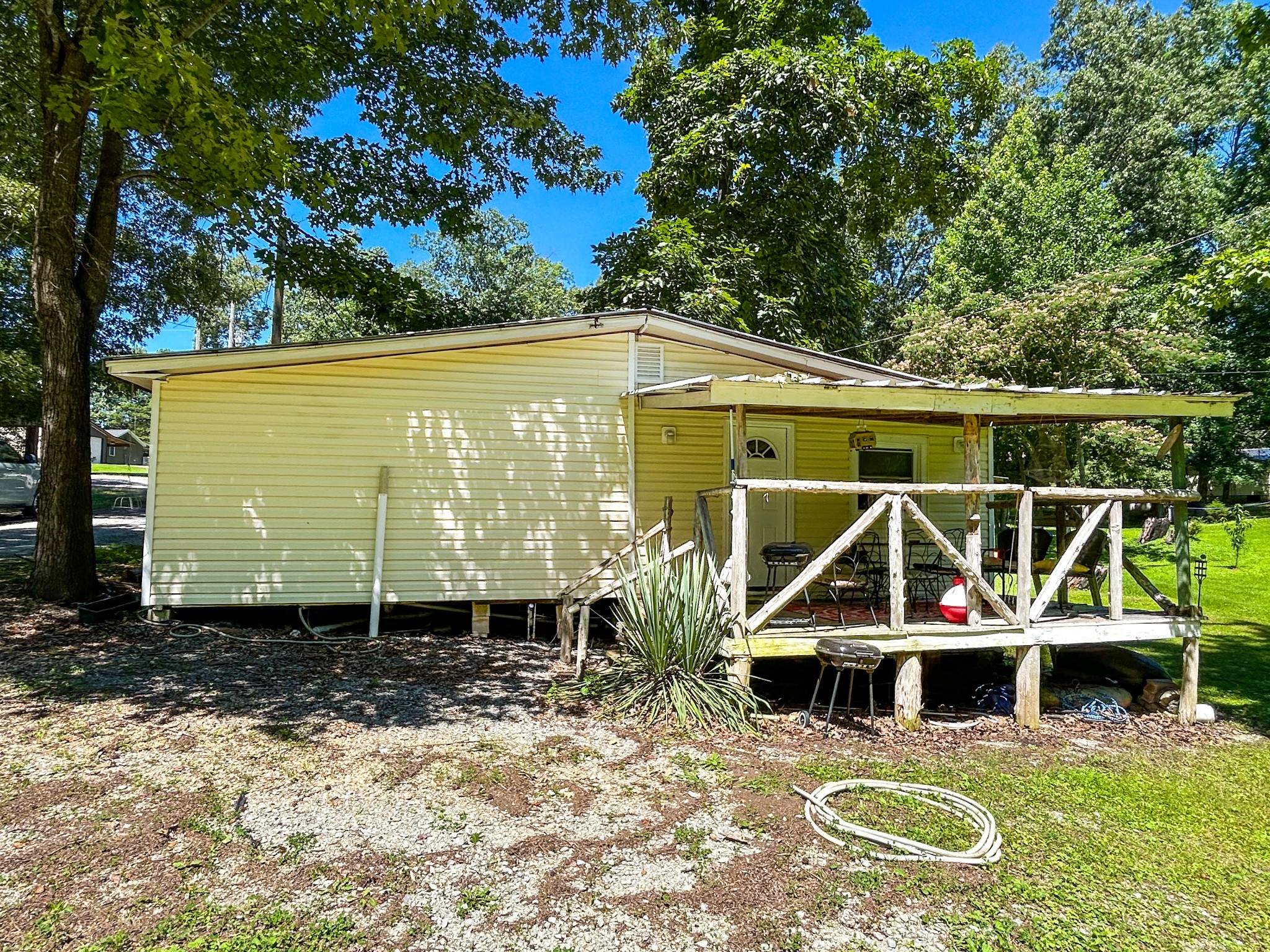 50 Apache Dr — photo