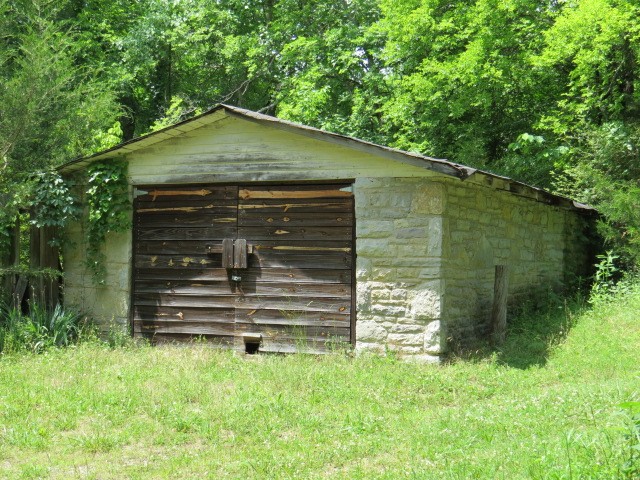200 Hardy Road, Pulaski, TN 38478 — photo 2