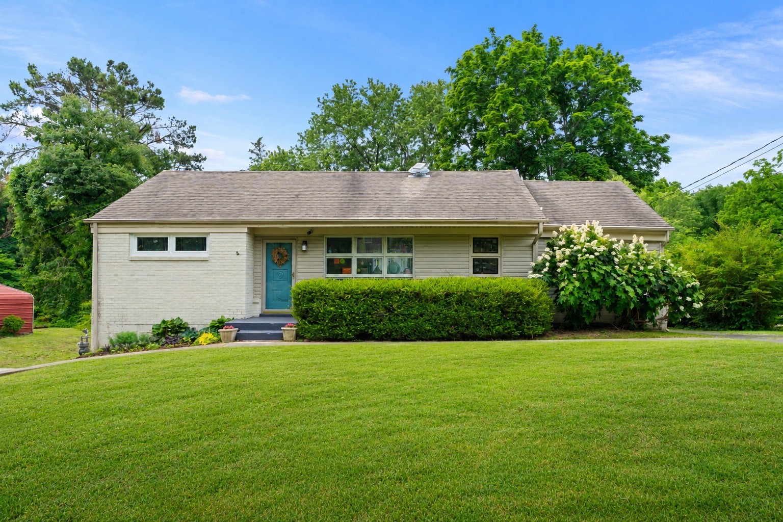 441 Coventry Dr — photo