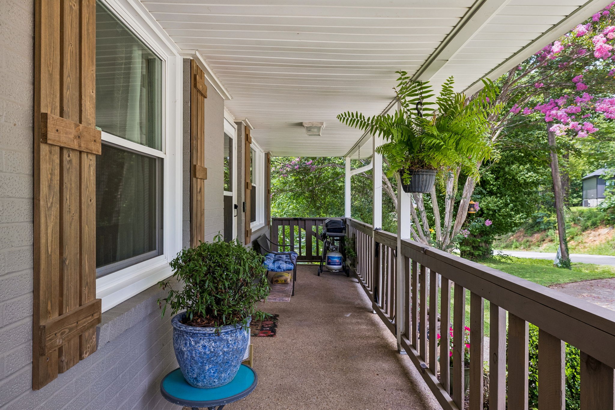 1109 Taylor Town Rd — photo