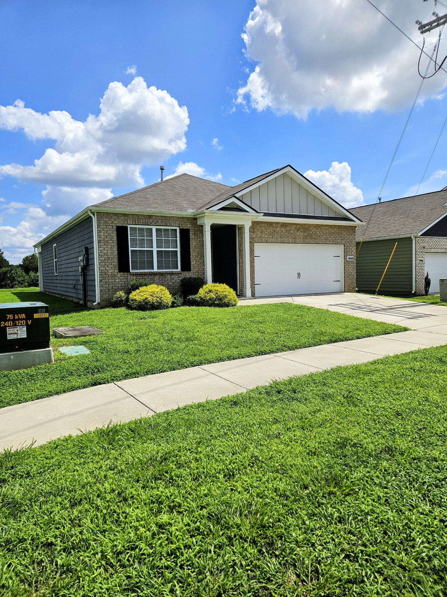 5048 Hunters Village Dr, E — photo
