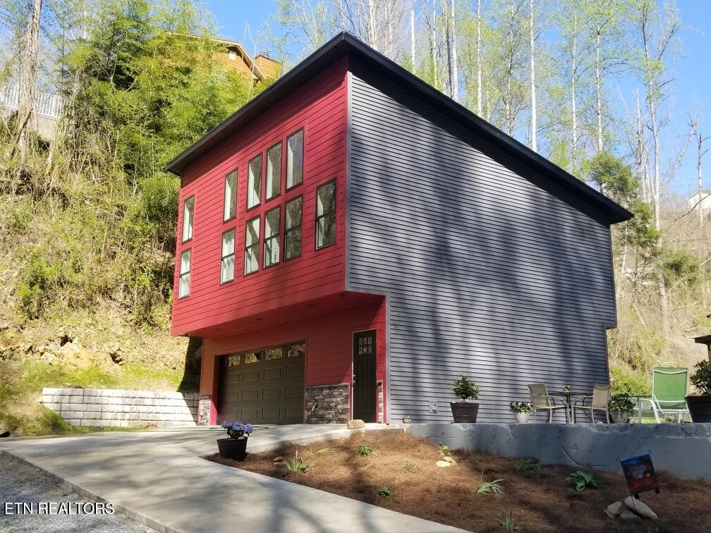 667 Turkey Nest Rd — photo