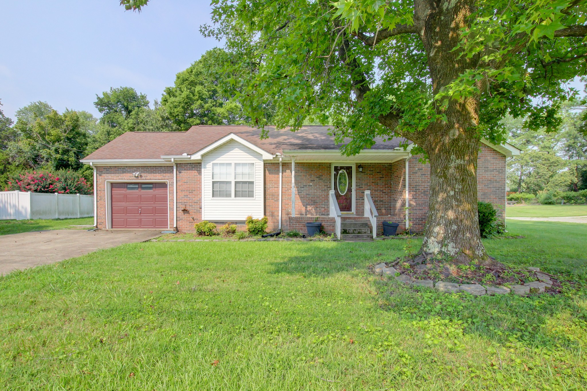 2104 Pea Ridge Road, Clarksville, TN 37040