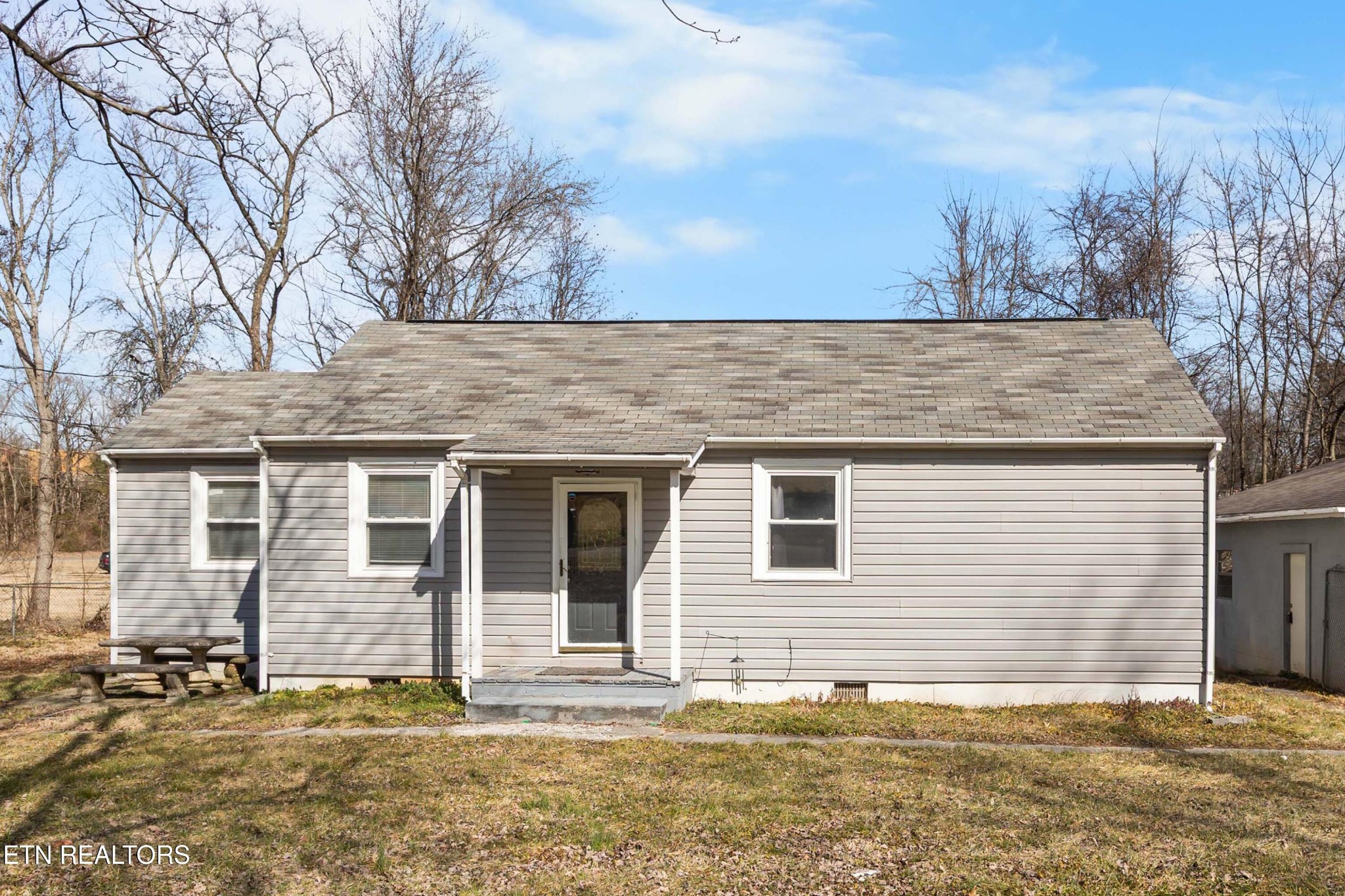 466 Hidden Valley Road, Clinton, TN 37716 — photo 2