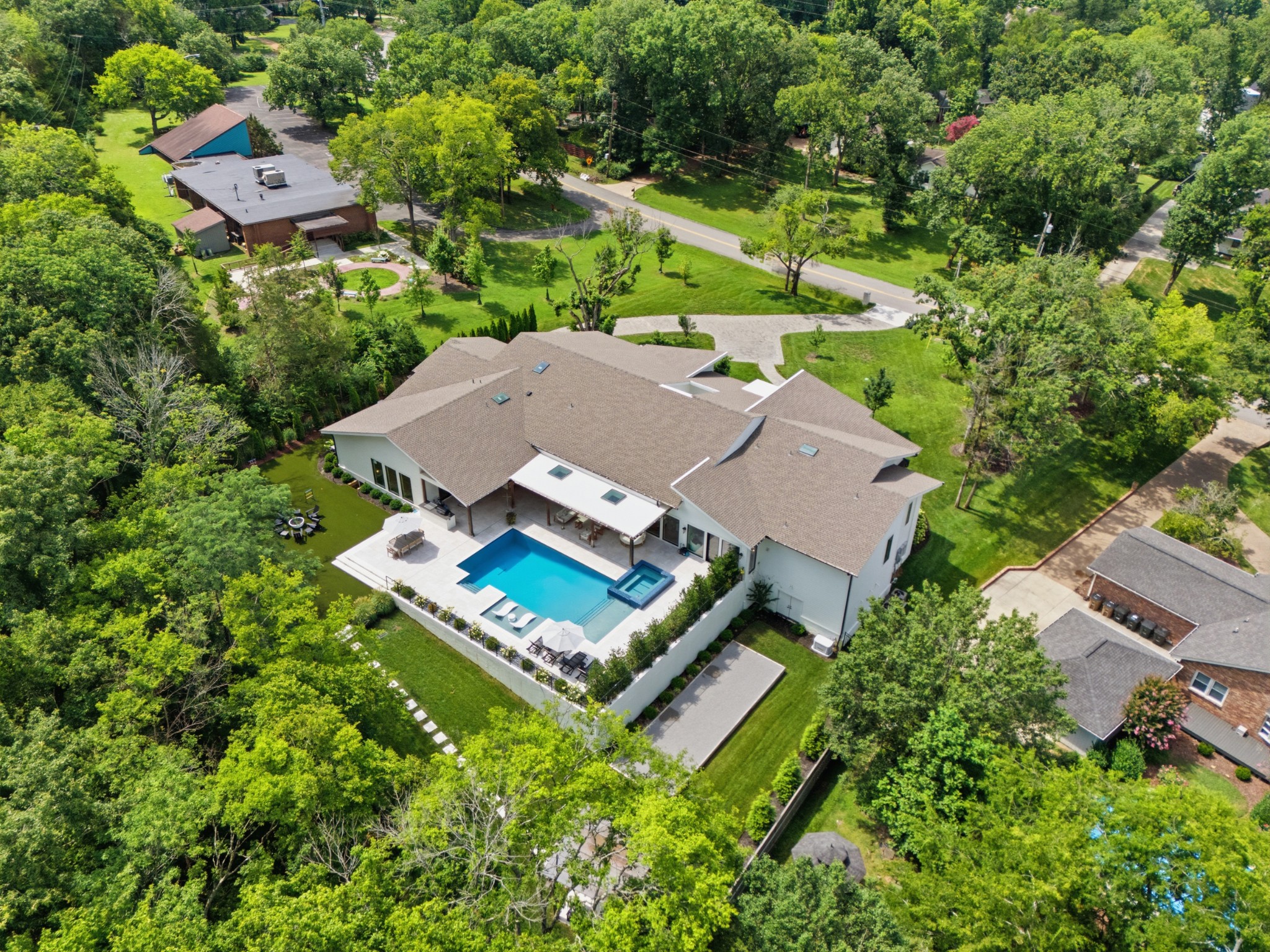 710 Bresslyn Rd — photo