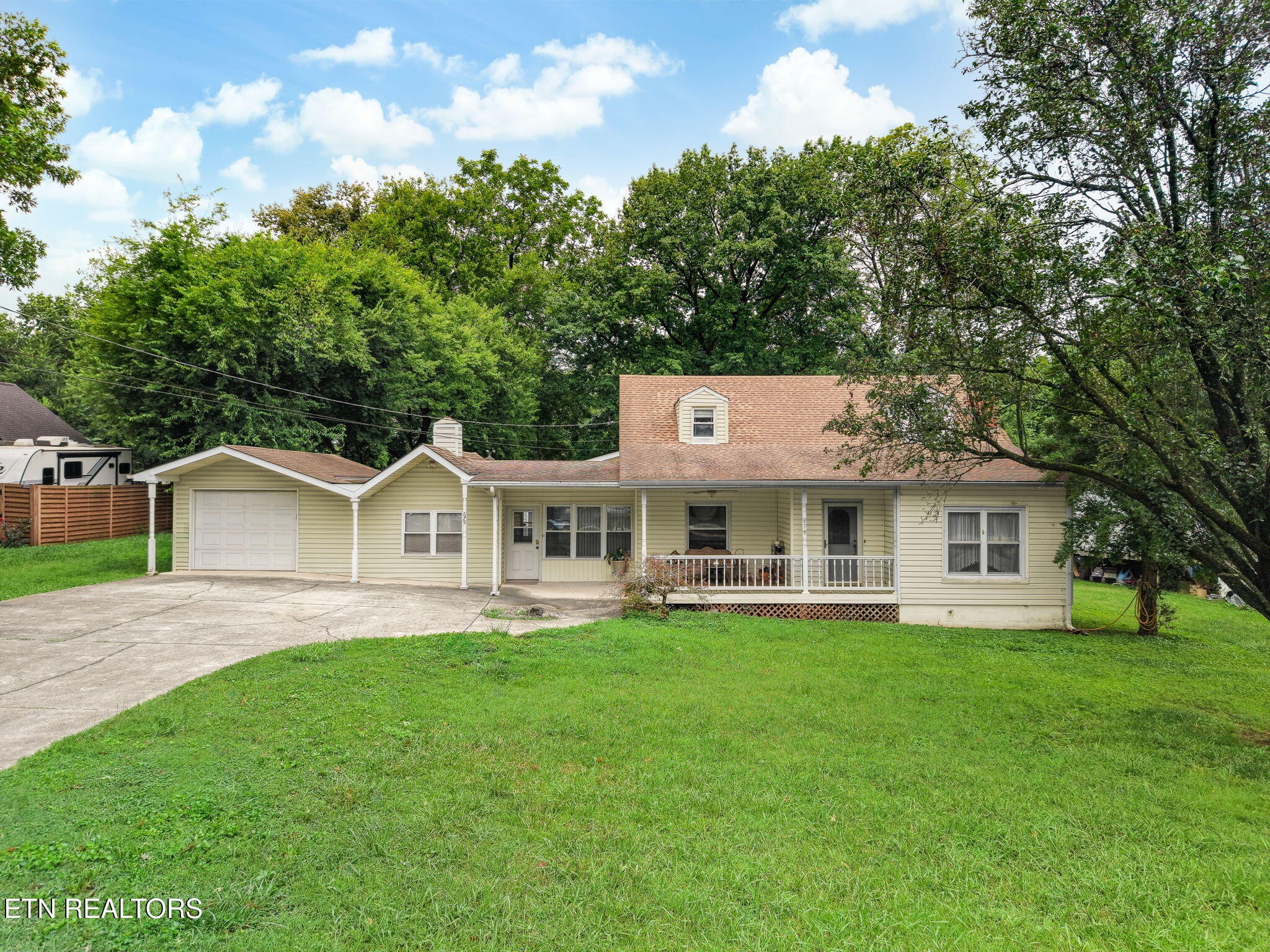 679 N Wright Road, Alcoa, TN 37701 — photo 2
