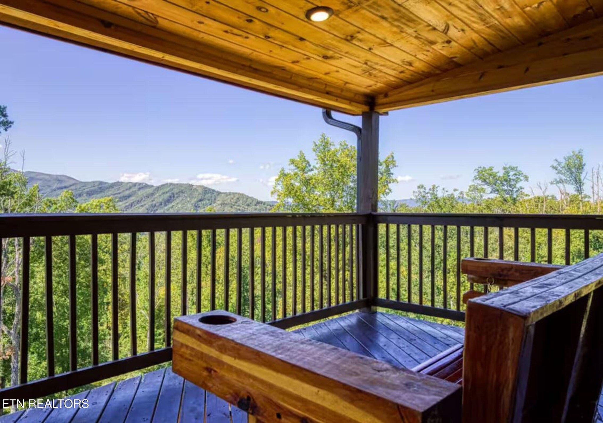 622 Timber Ridge Road, Gatlinburg, TN 37738 — photo 2