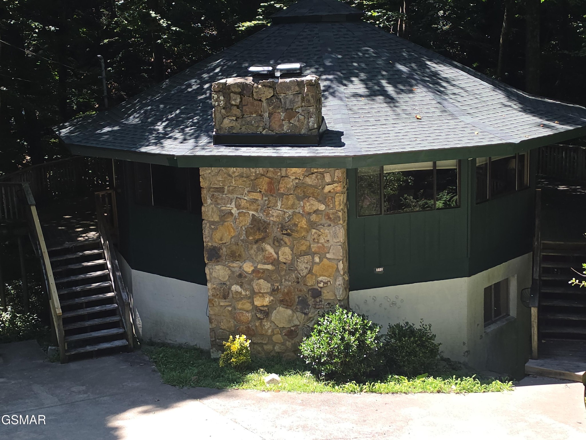 1321 N Baden Drive — photo
