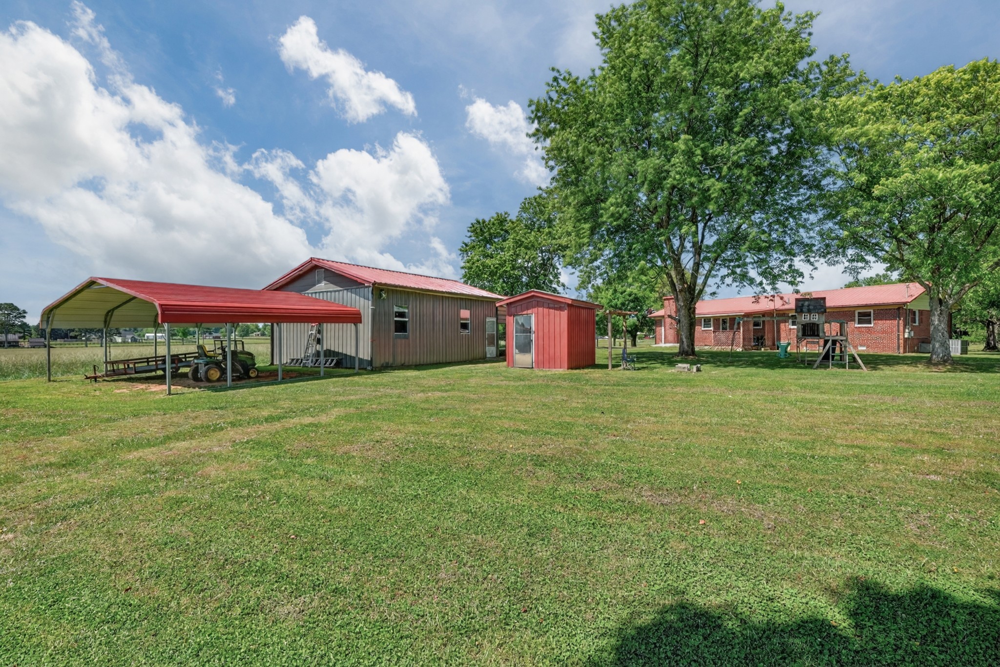 2126 Ardmore Hwy — photo