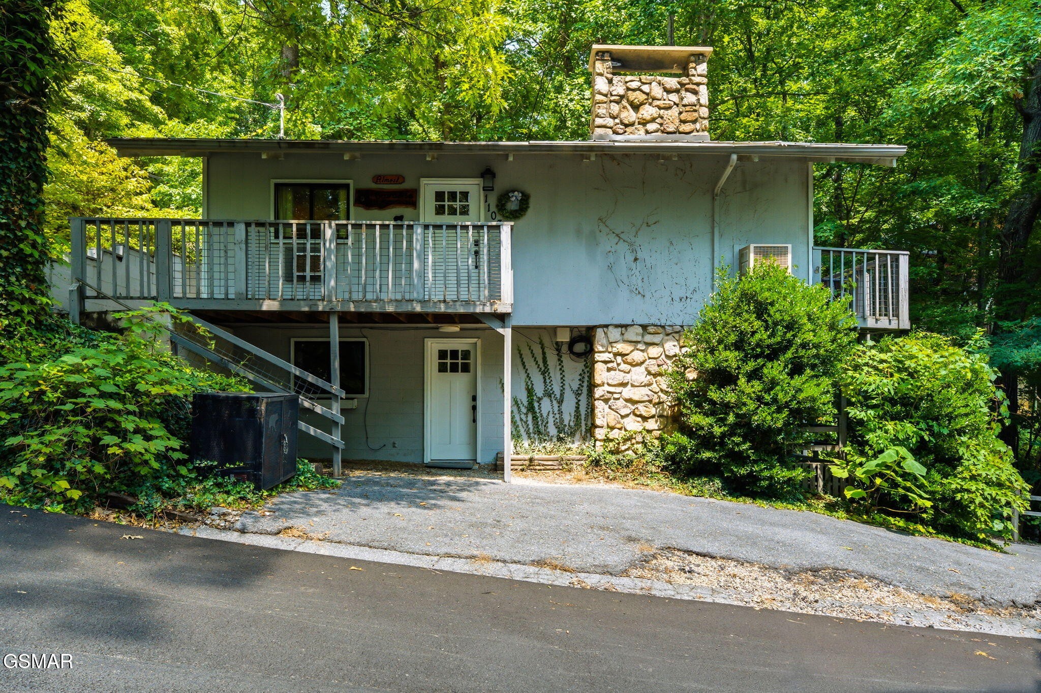 1103 Alpenrose Road — photo