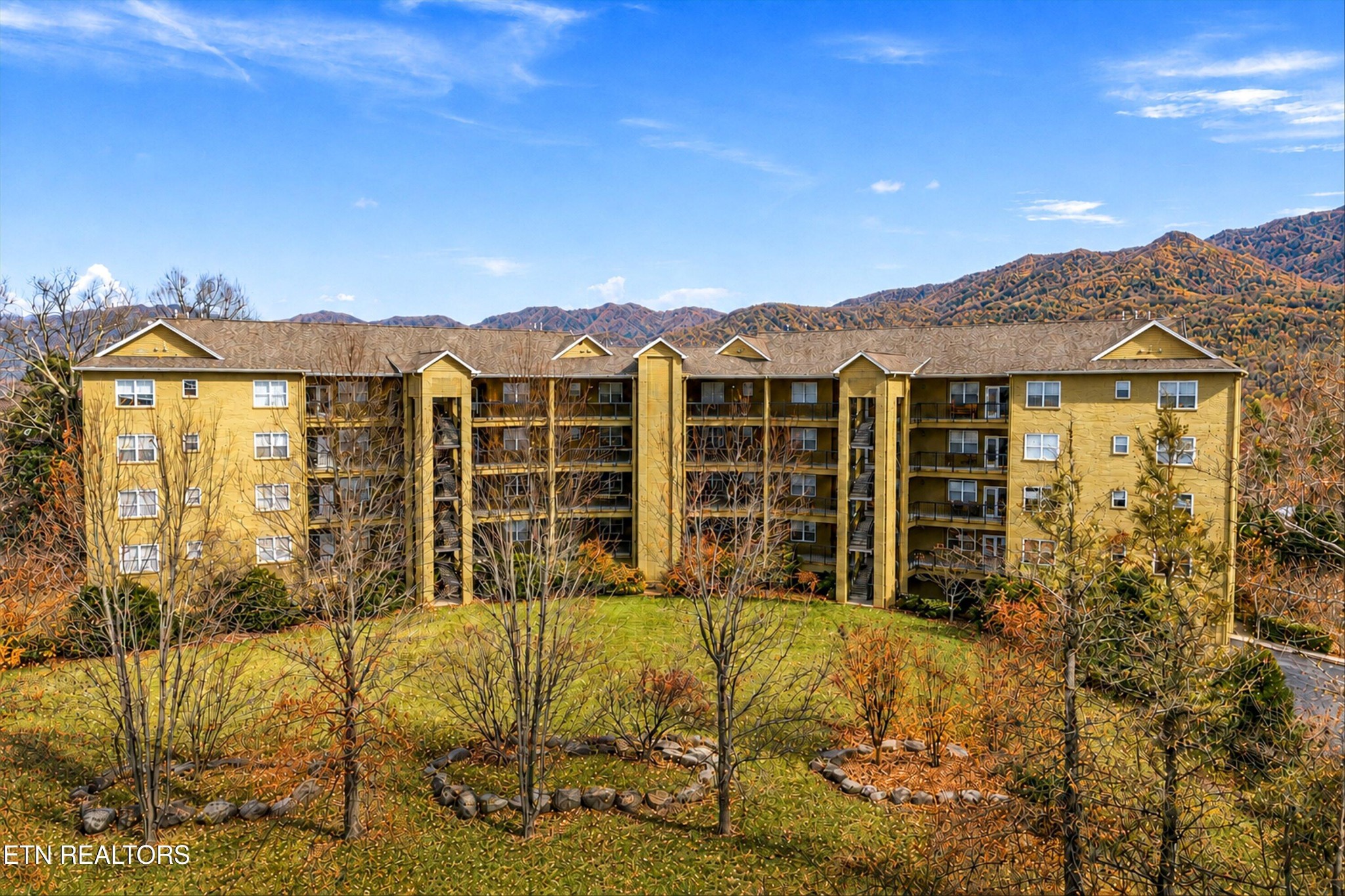338 Pinnacle View Way 132 — photo
