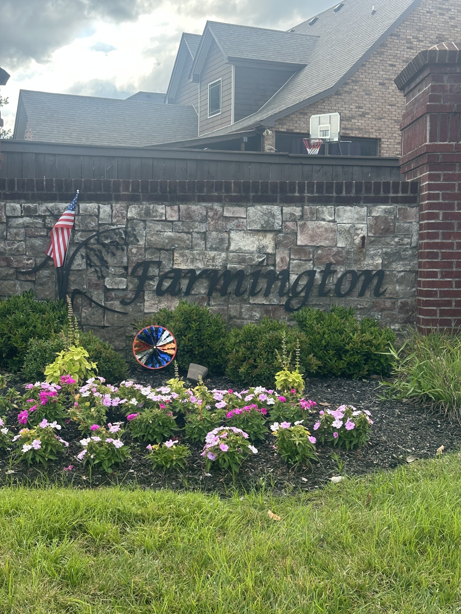 304 Retriever Ct — photo
