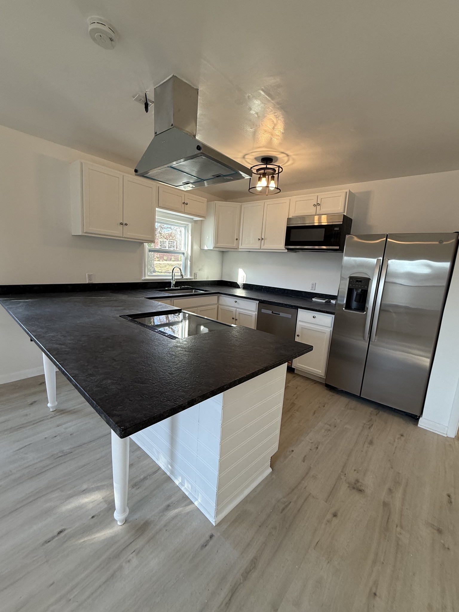 103 Springer Dr — photo
