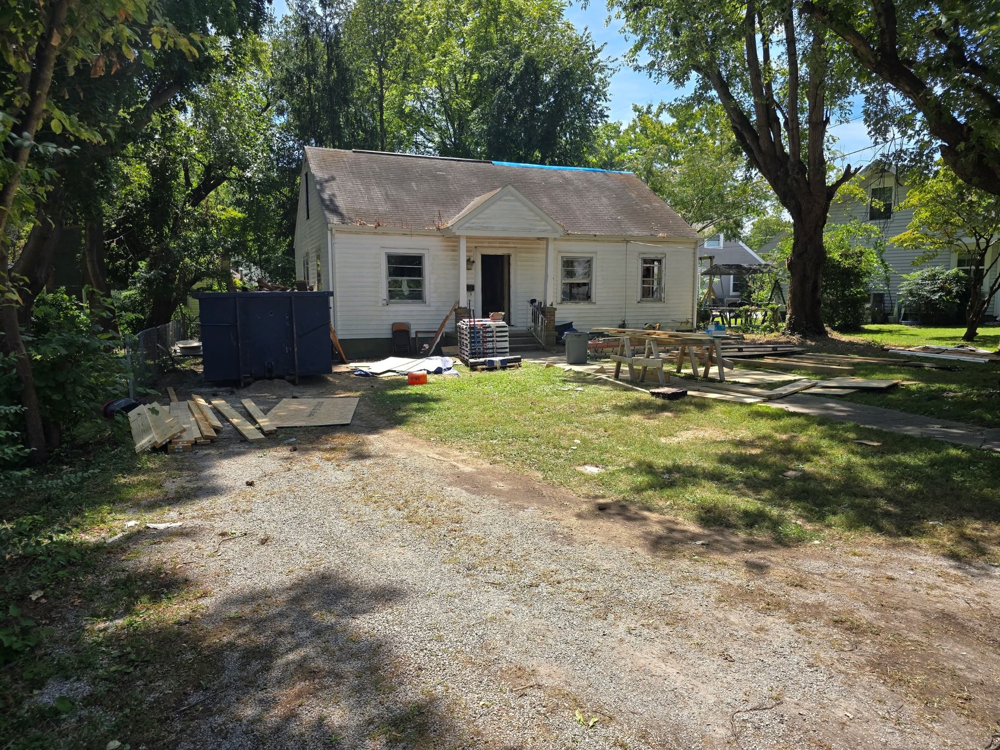 309 Crestview Dr — photo