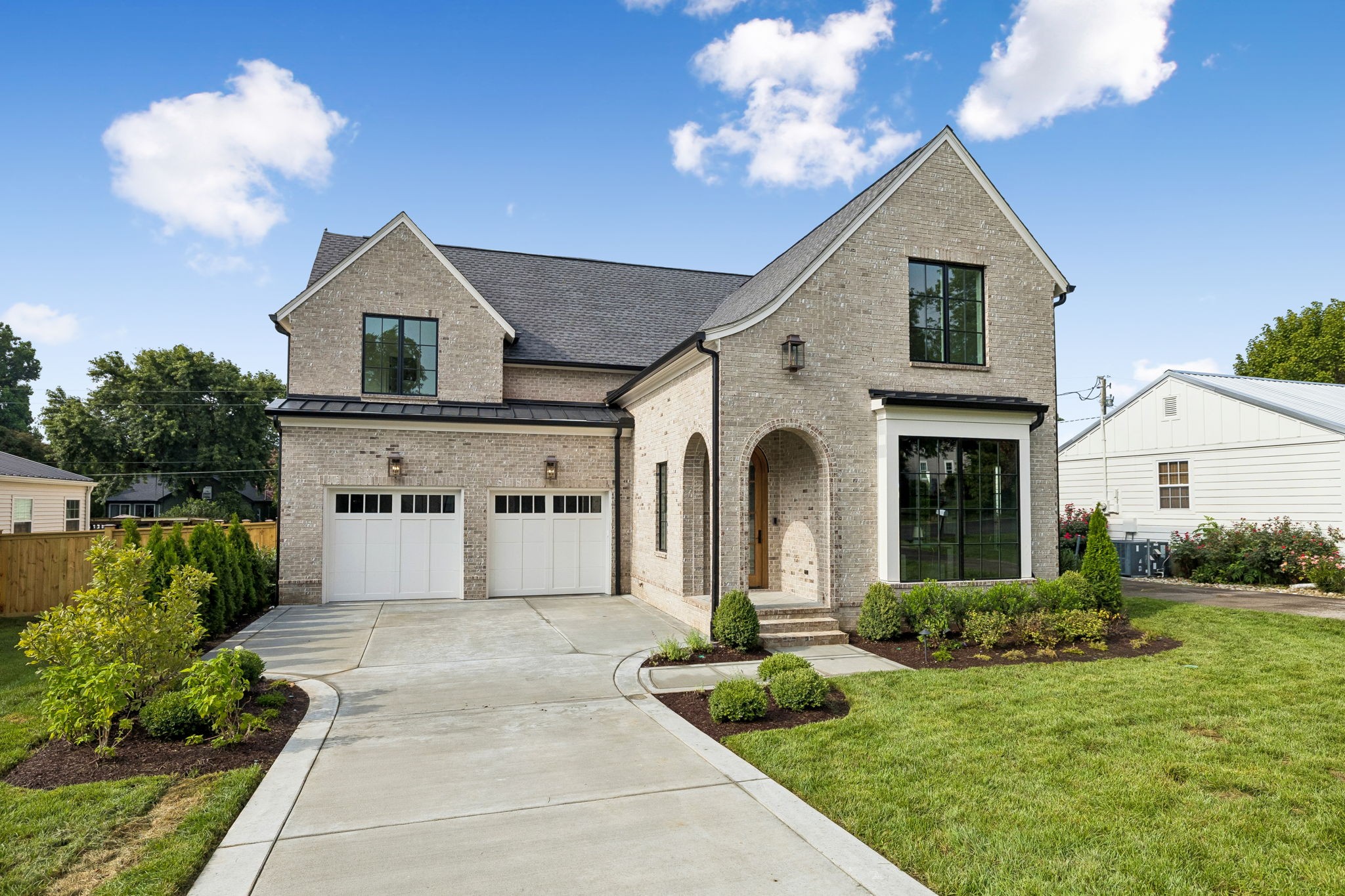 312 Mercury Dr — photo