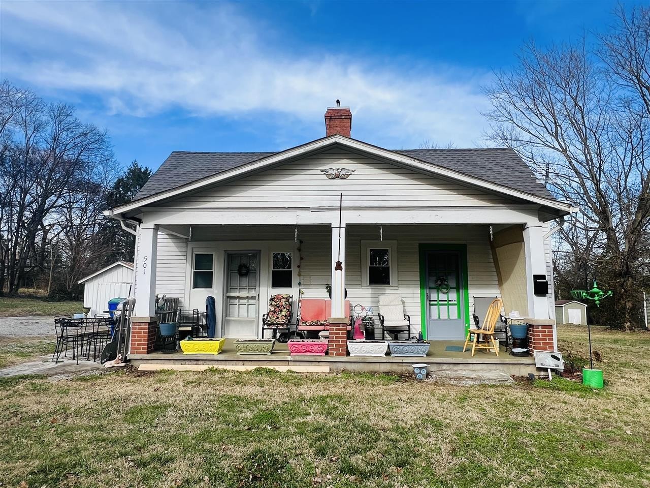 501 E Madison St — photo