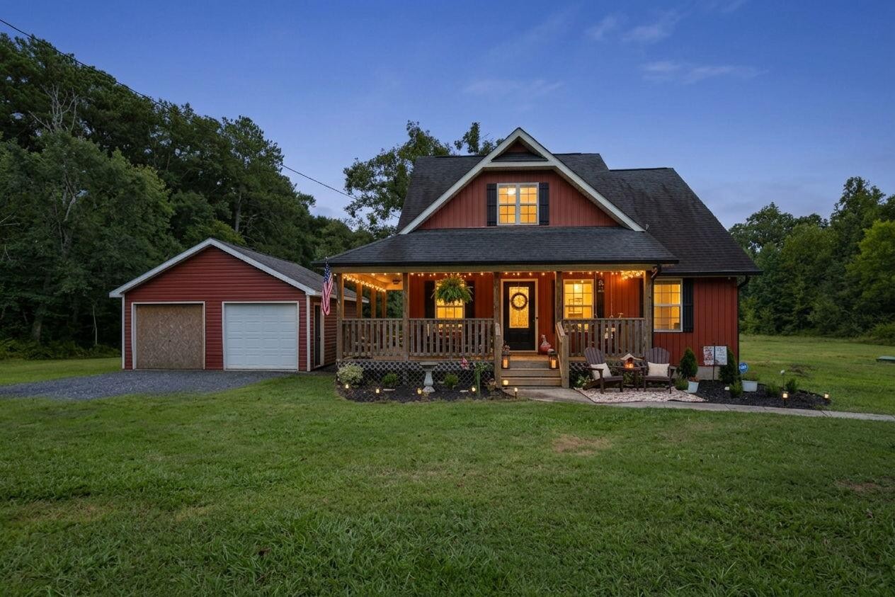 1728 Beaverdale Road, NE — photo