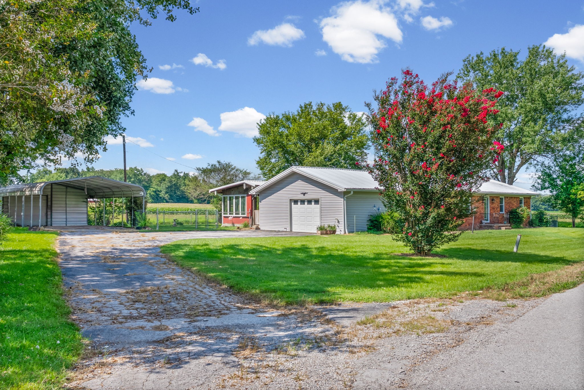 421 Lewis Road, Crofton, KY 42217 — photo 2