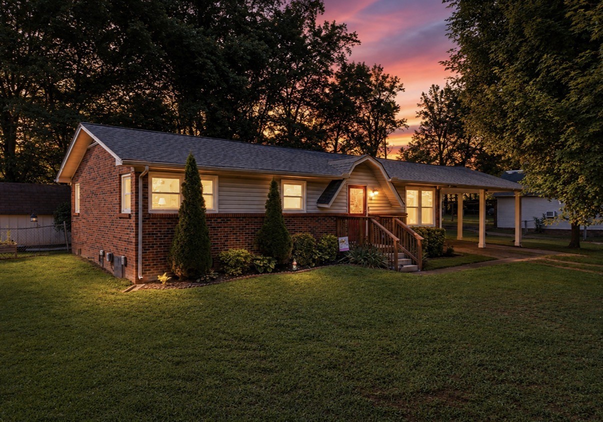 710 Meade Dr — photo