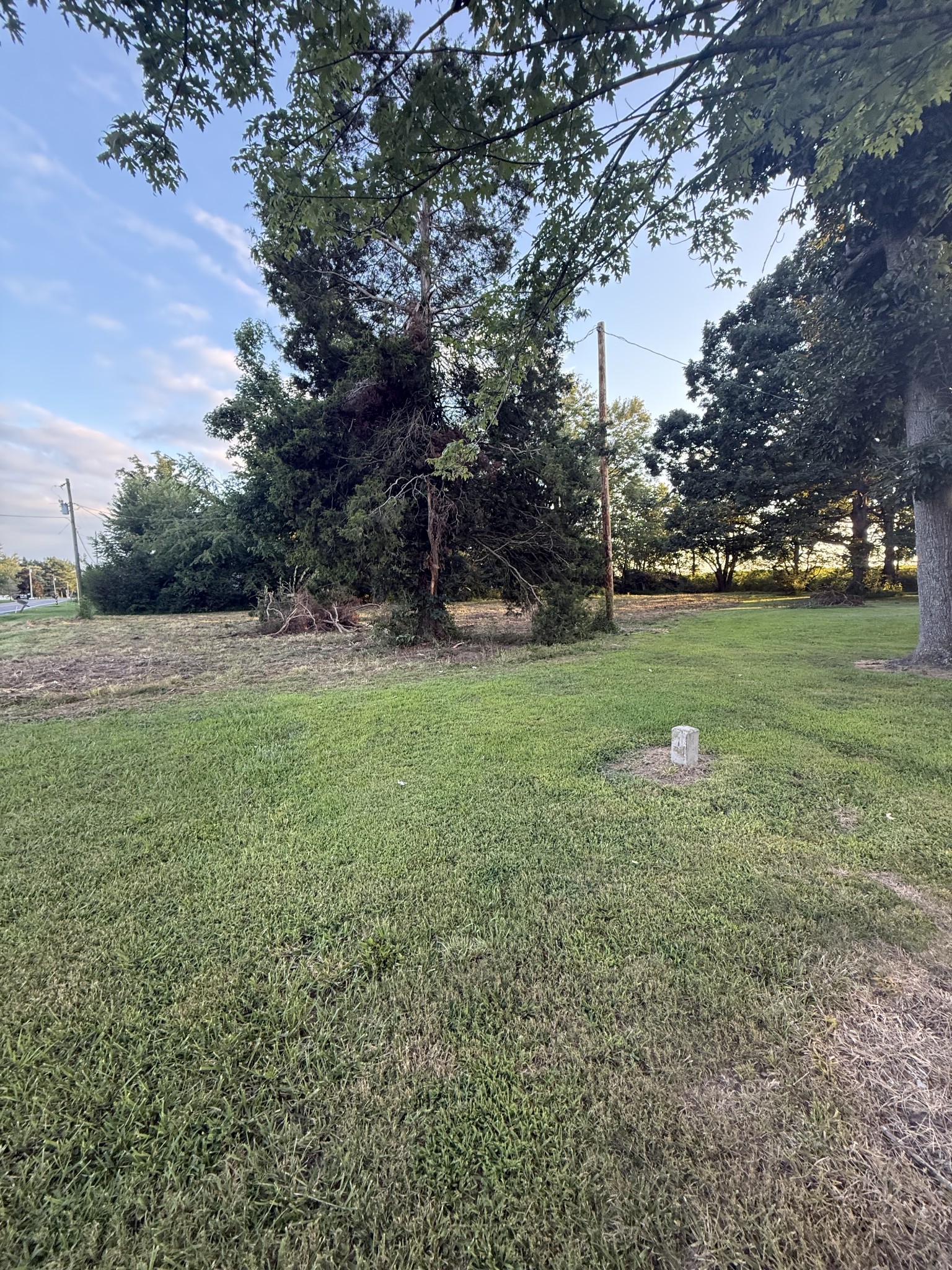 198 Browns Road, Lafayette, TN 37083 — photo 2