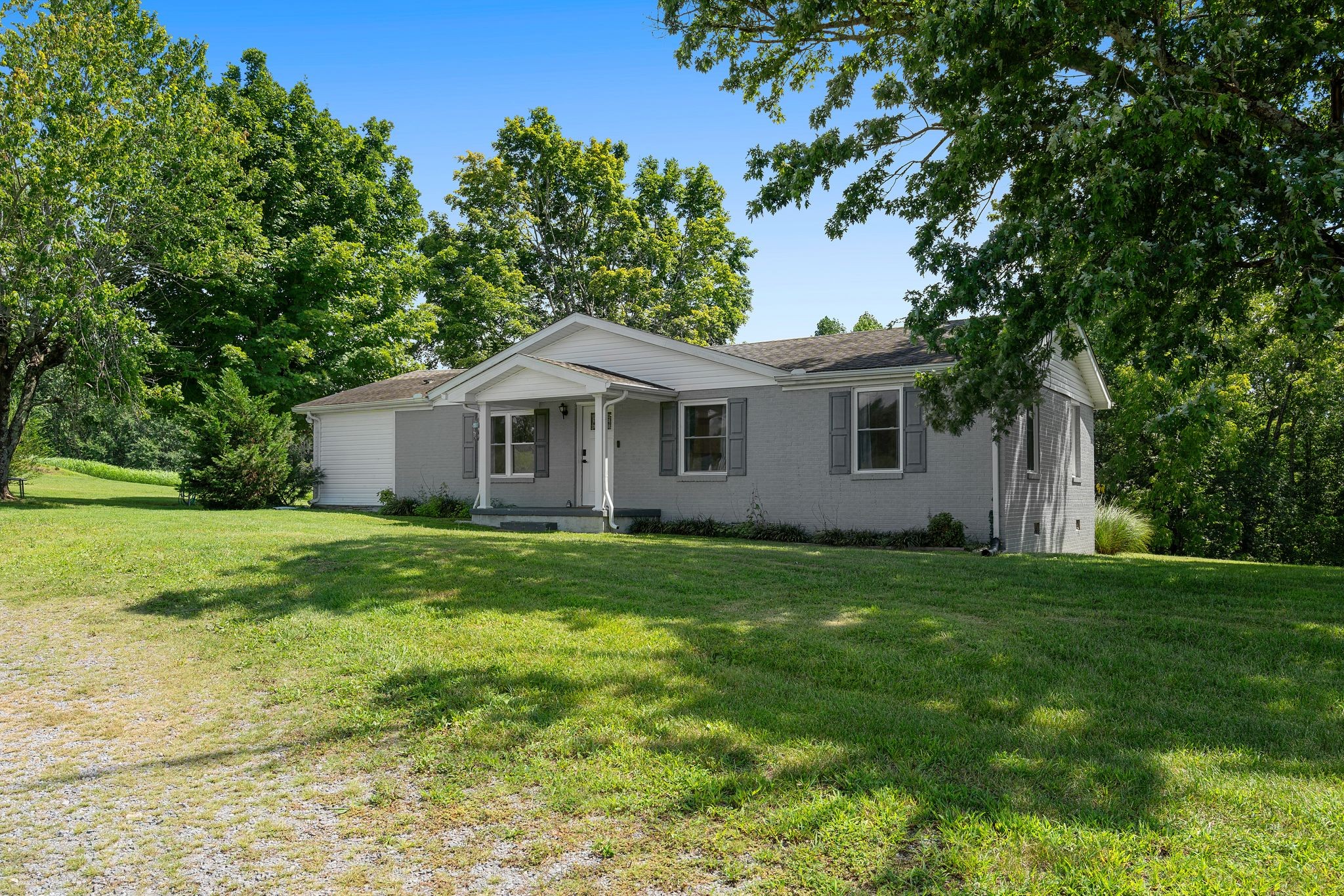 411 Purtle Road, Lafayette, TN 37083 — photo 2