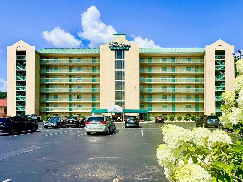 3215 River Road, N Ste 103 — photo