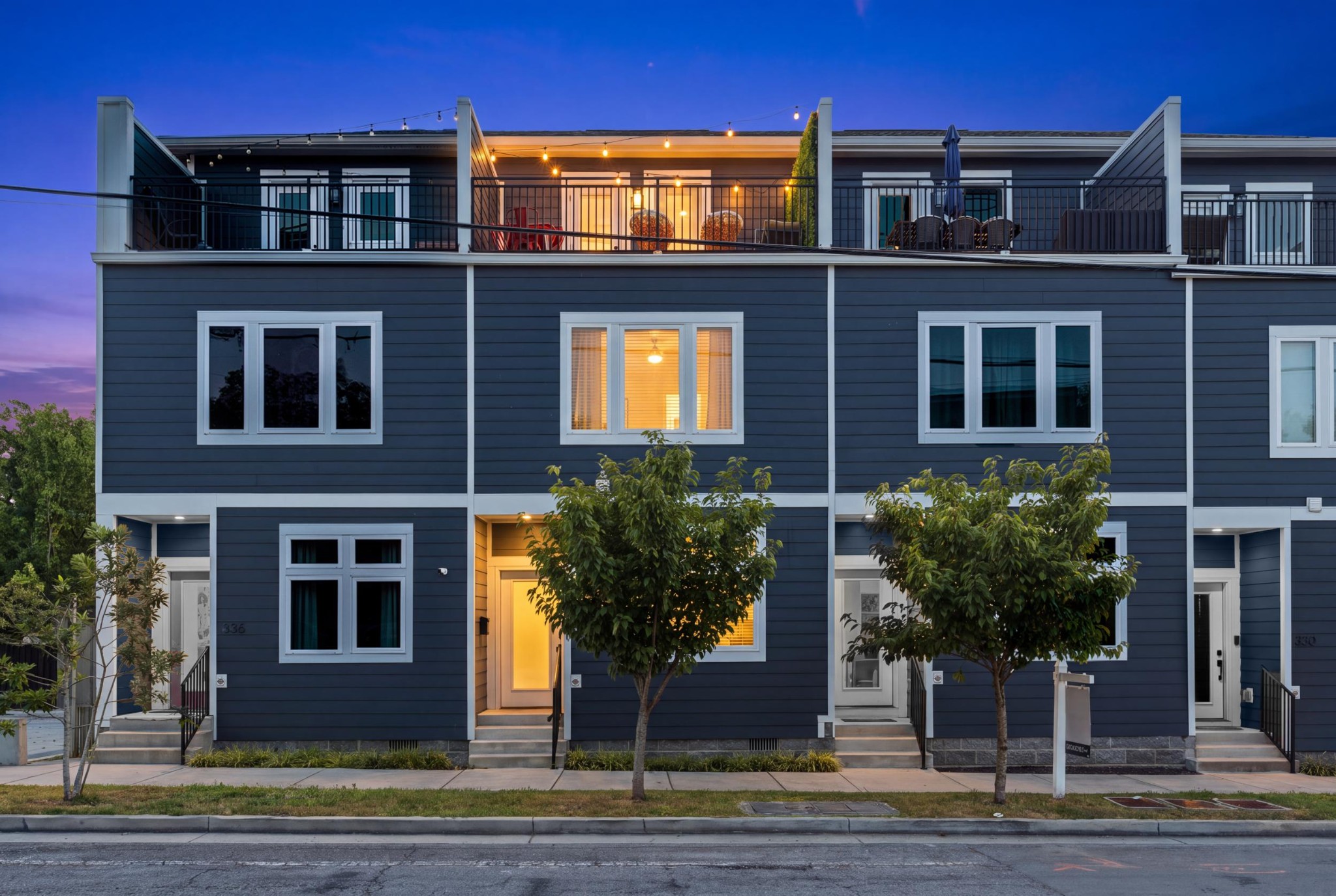 334 Douglas Ave — photo