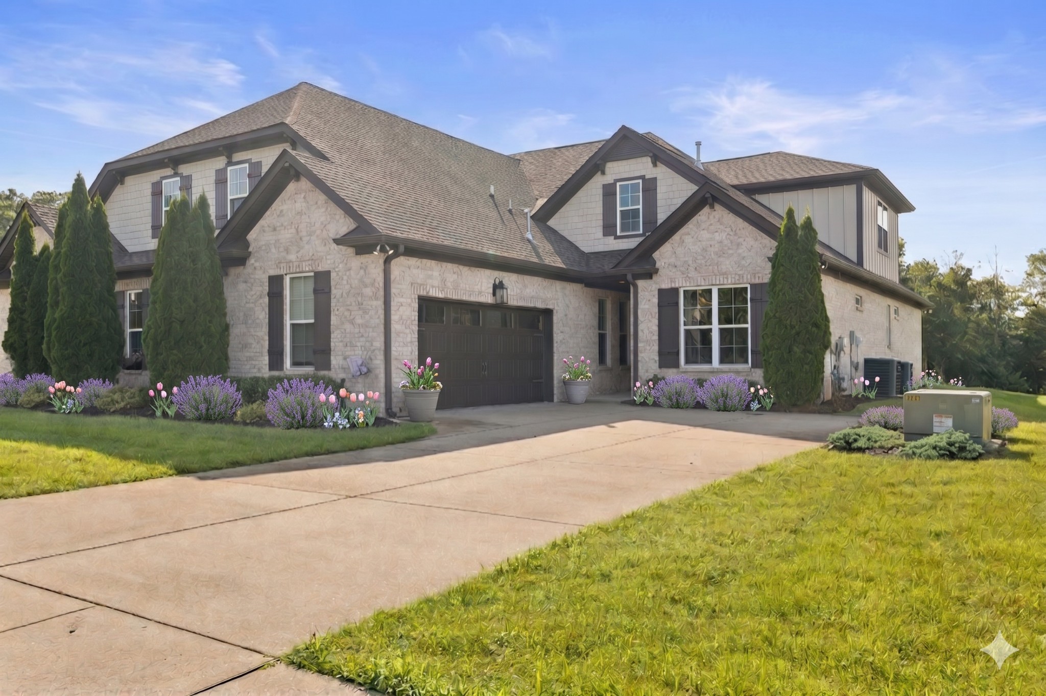 408 Anchor Reserve CV — photo