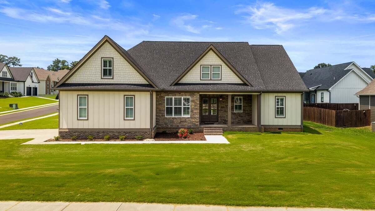 232 Winding Glen Drive, NW — photo