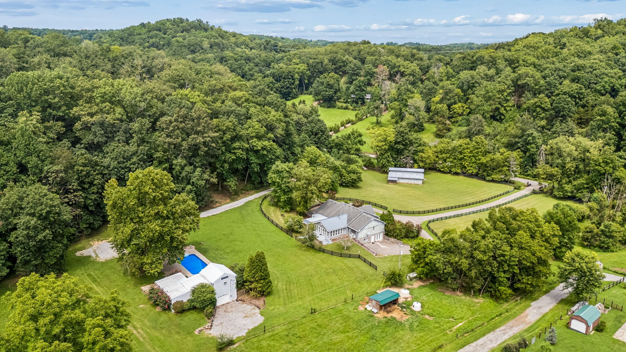 1035 Wallace Rd — photo