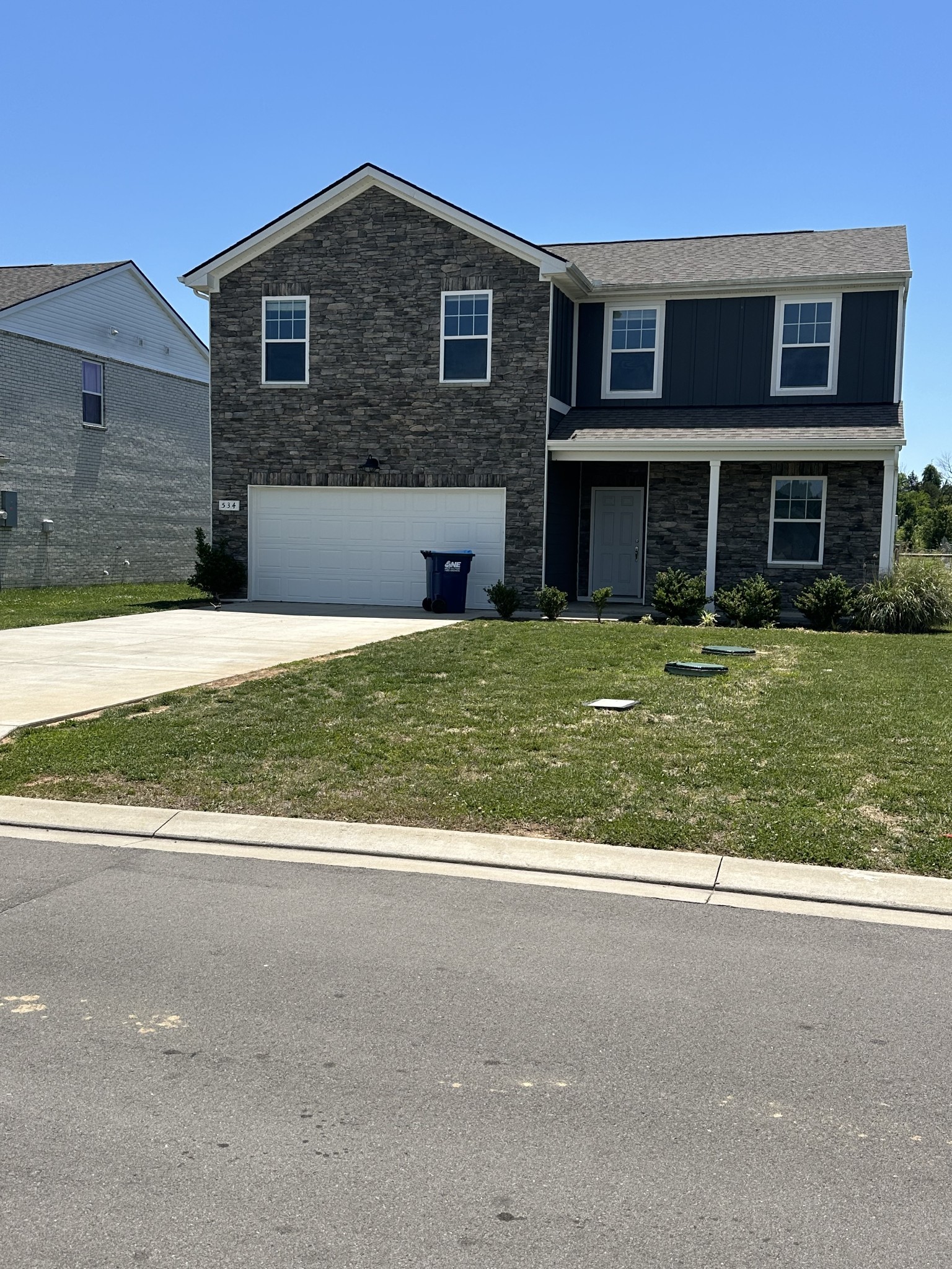 534 Samuel Lee Ln — photo