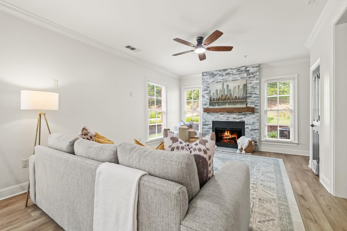 311 Grant Park Dr — photo